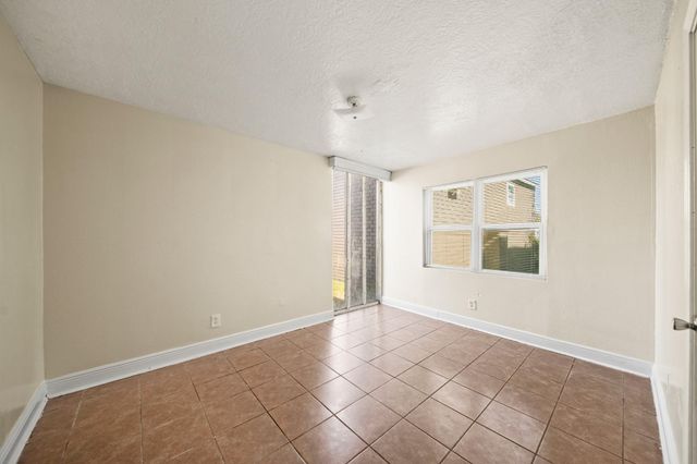 3418 Sealy Street, Galveston, TX 77550