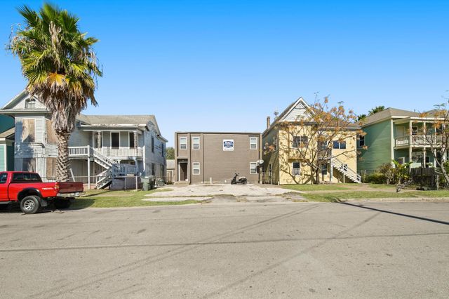 3418 Sealy Street, Galveston, TX 77550
