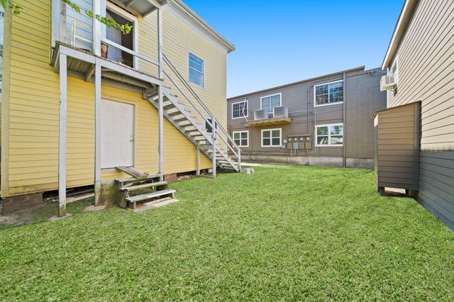 3418 Sealy Street, Galveston, TX 77550