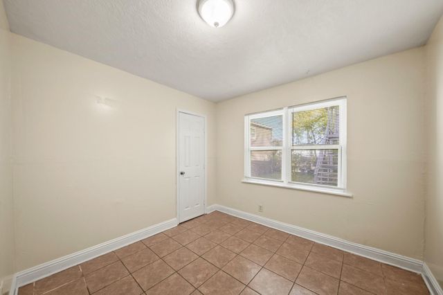 3418 Sealy Street, Galveston, TX 77550