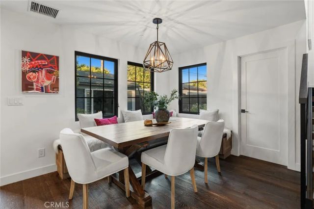 4036 Moore St, Los Angeles, CA 90066
