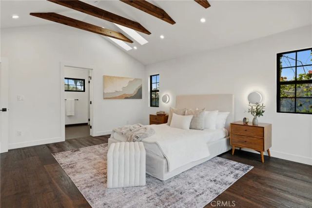 4036 Moore St, Los Angeles, CA 90066