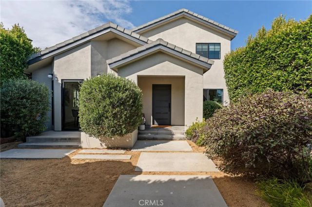 4036 Moore St, Los Angeles, CA 90066