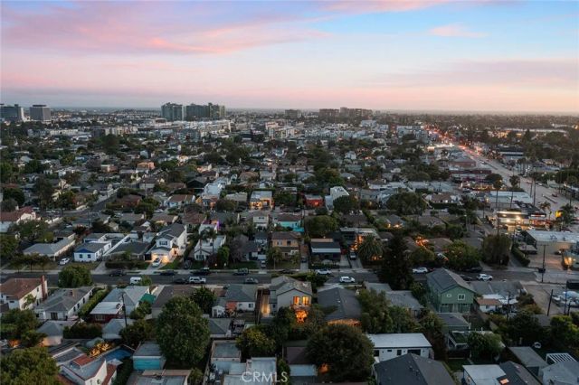 4036 Moore St, Los Angeles, CA 90066