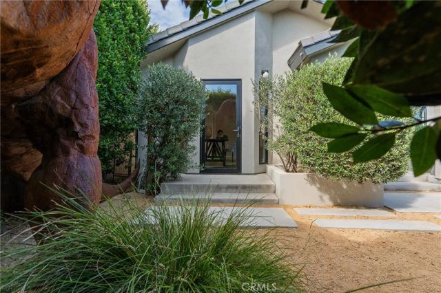 4036 Moore St, Los Angeles, CA 90066