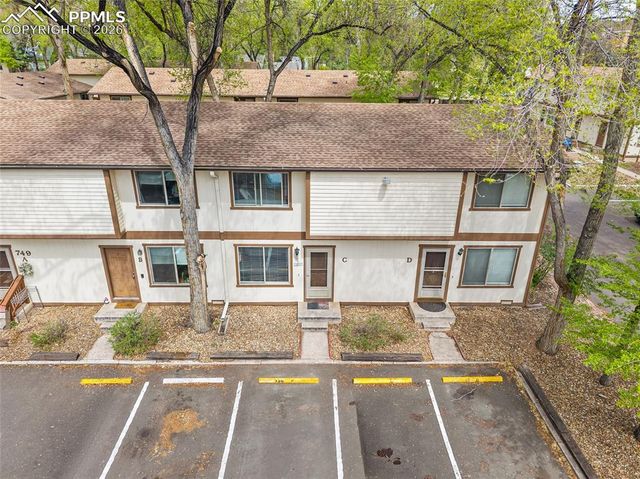 749 Alexander Road C, Colorado Springs, CO 80909