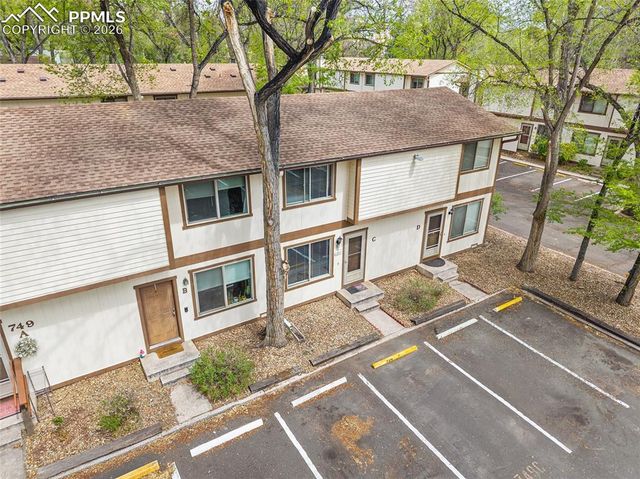 749 Alexander Road C, Colorado Springs, CO 80909