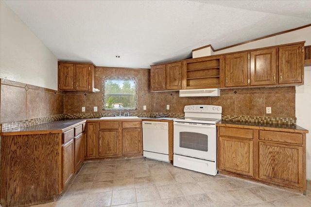 4 Makinley Ln., Lumberton, MS 39455