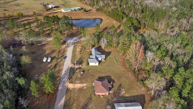 4 Makinley Ln., Lumberton, MS 39455
