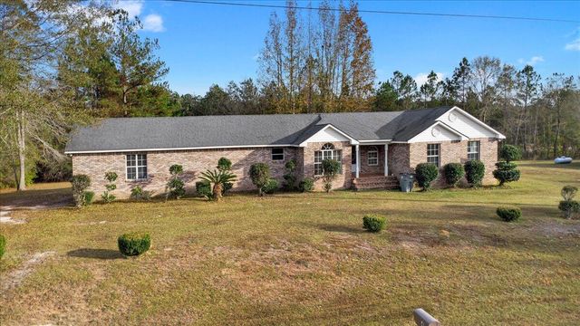 4 Makinley Ln., Lumberton, MS 39455
