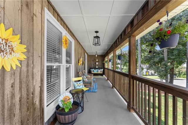 576 Angie SW Way, Lilburn, GA 30047
