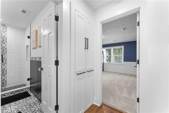 576 Angie SW Way, Lilburn, GA 30047