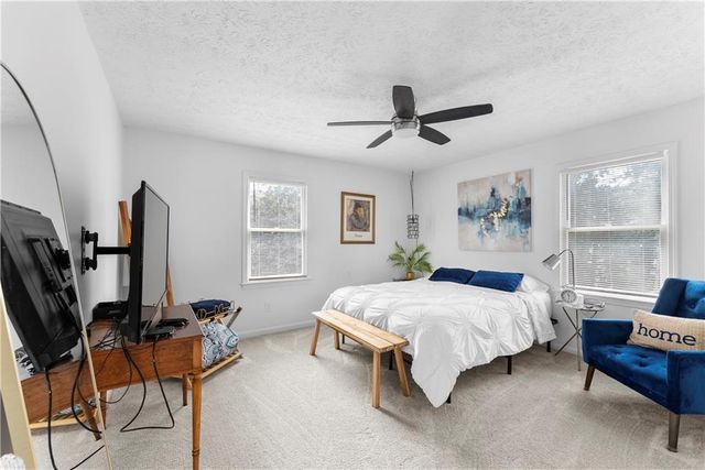 576 Angie SW Way, Lilburn, GA 30047