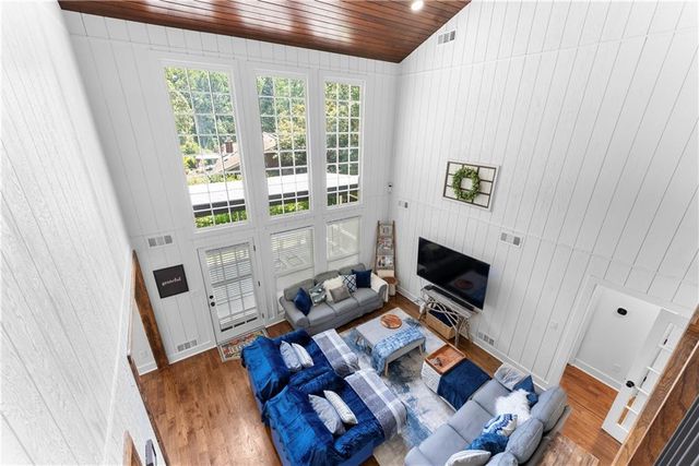 576 Angie SW Way, Lilburn, GA 30047