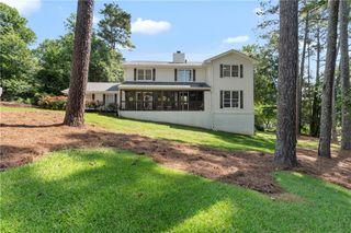 576 Angie SW Way, Lilburn, GA 30047