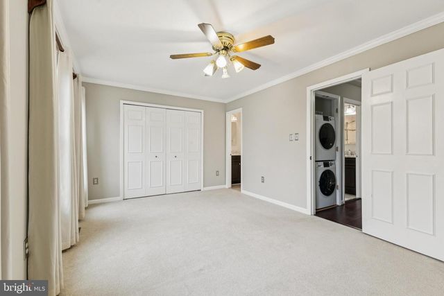 7420 HOUNDSBURY CT, Alexandria, VA 22315