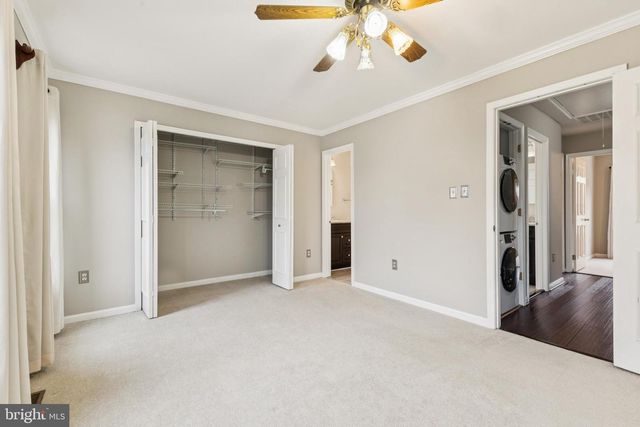 7420 HOUNDSBURY CT, Alexandria, VA 22315