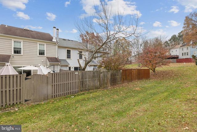 7420 HOUNDSBURY CT, Alexandria, VA 22315