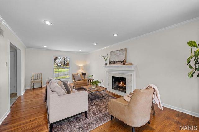 29 Summerhill Lane, Town And Country, MO 63017