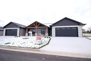 353 Ridge View Drive #11, Milton, WI 53563