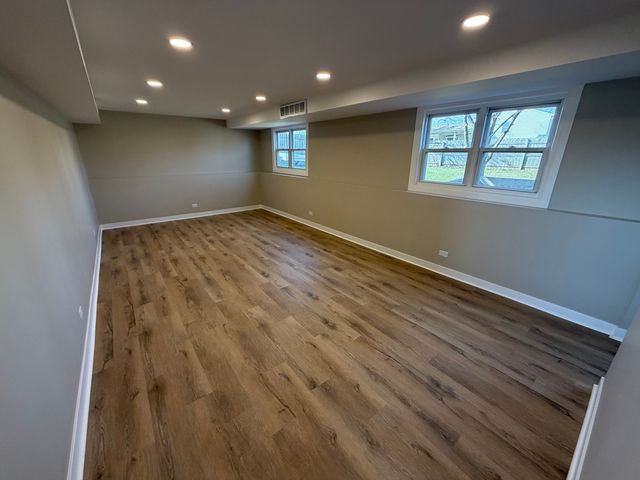 1534 E Palatine Road, Palatine, IL 60074