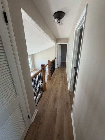 1534 E Palatine Road, Palatine, IL 60074