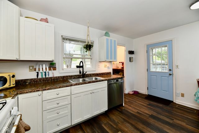 622 S Locust Lane, Brownsburg, IN 46112