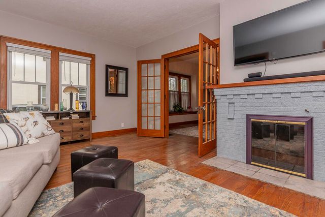 2412 Glenwood Drive, Kalamazoo City, MI 49008