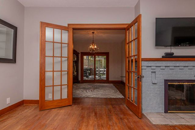 2412 Glenwood Drive, Kalamazoo City, MI 49008