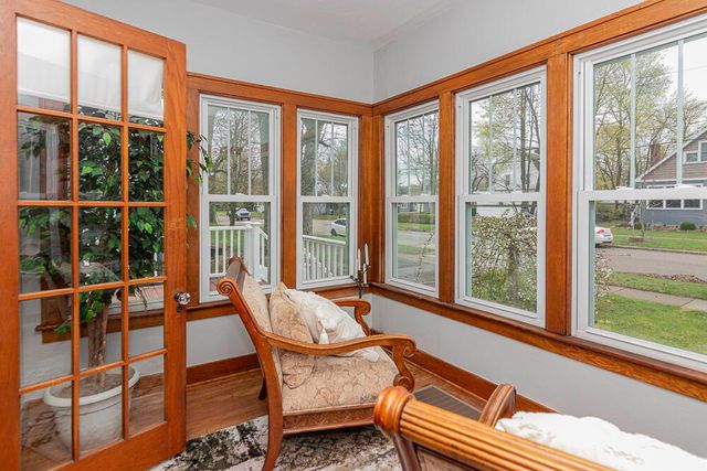 2412 Glenwood Drive, Kalamazoo City, MI 49008