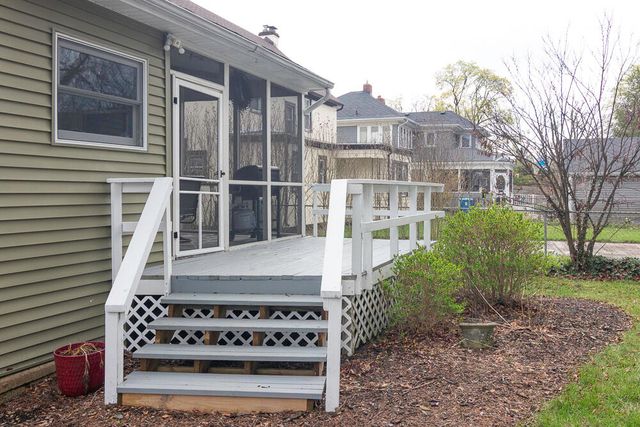 2412 Glenwood Drive, Kalamazoo City, MI 49008