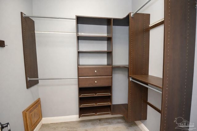 4232 N Cambridge Way, Pace, FL 32571