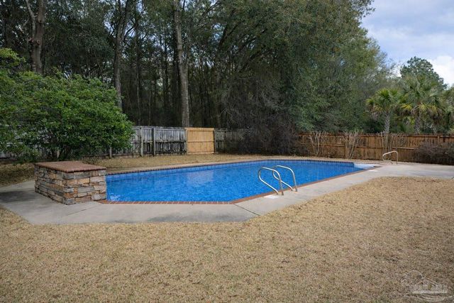 4232 N Cambridge Way, Pace, FL 32571