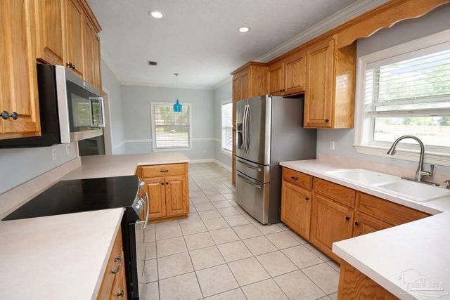 4232 N Cambridge Way, Pace, FL 32571