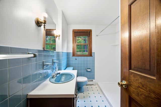 83 Barbara St, Westfield, MA 01085