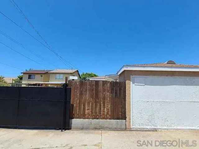 3133 Clay Ave B, San Deigo, CA 92113