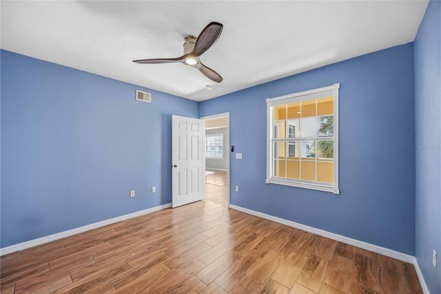 2950 VISCAYA PLACE 205, Sarasota, FL 34237