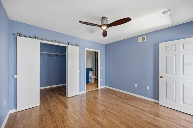 2950 VISCAYA PLACE 205, Sarasota, FL 34237