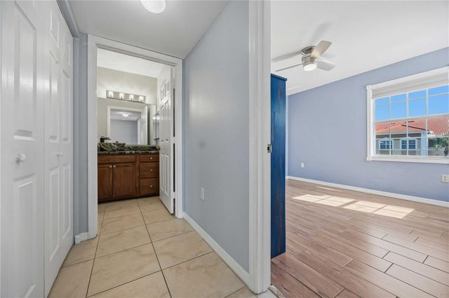 2950 VISCAYA PLACE 205, Sarasota, FL 34237