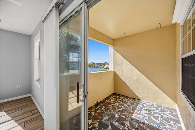 2950 VISCAYA PLACE 205, Sarasota, FL 34237