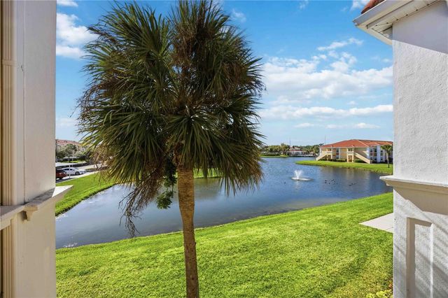 2950 VISCAYA PLACE 205, Sarasota, FL 34237