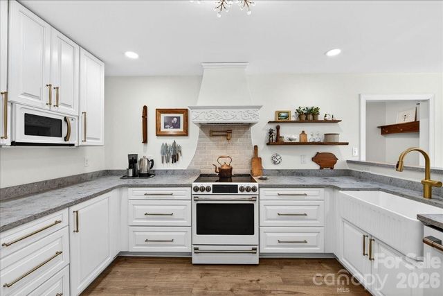 11100 Tara Oaks Drive, Mint Hill, NC 28227