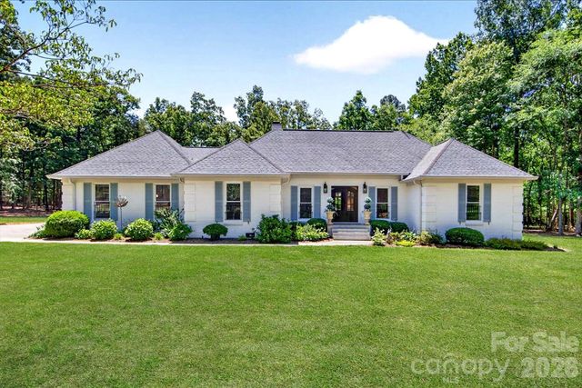 11100 Tara Oaks Drive, Mint Hill, NC 28227