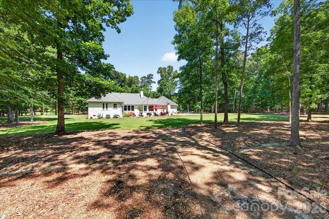 11100 Tara Oaks Drive, Mint Hill, NC 28227