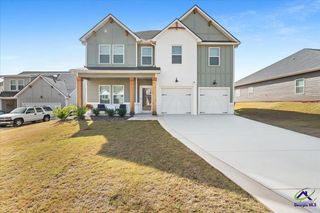 104 Red Barn Court, Perry, GA 31069