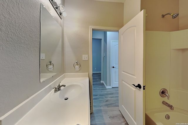 7138 Turnbow, San Antonio, TX 78252