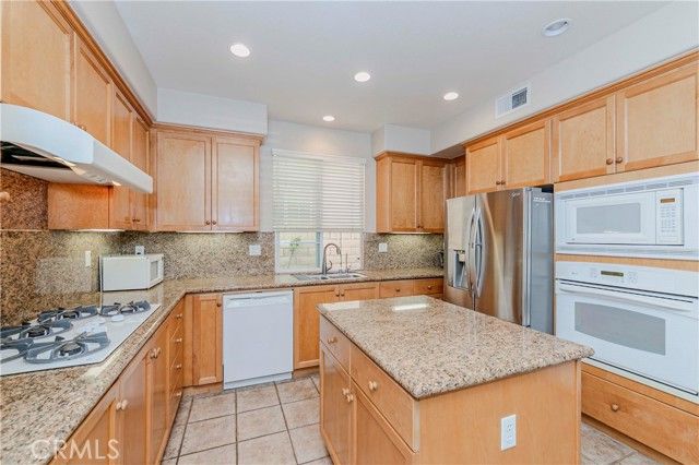 67 Canopy, Irvine, CA 92603