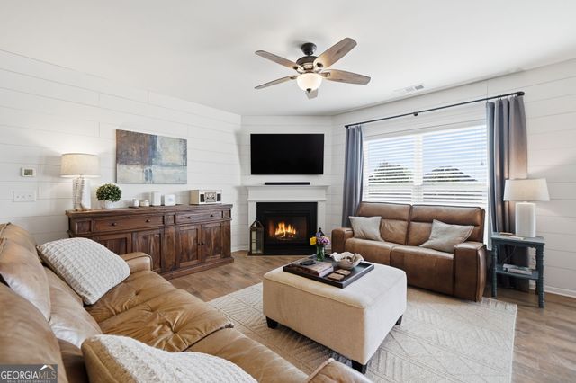 416 Timberleaf Road, Canton, GA 30115