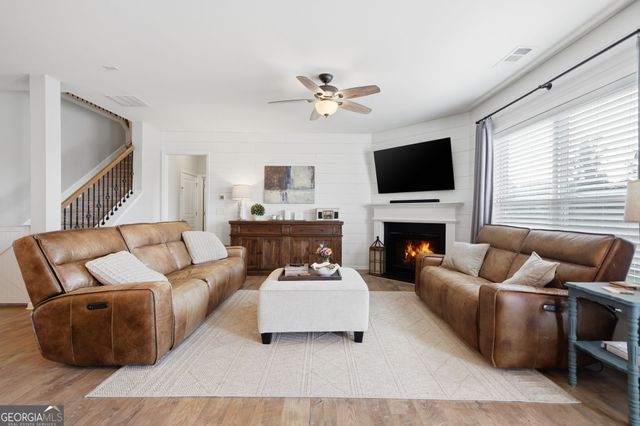 416 Timberleaf Road, Canton, GA 30115
