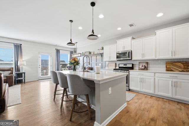 416 Timberleaf Road, Canton, GA 30115